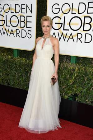 Golden Globes 2017 : Gillian Anderson en Jenny Packham
