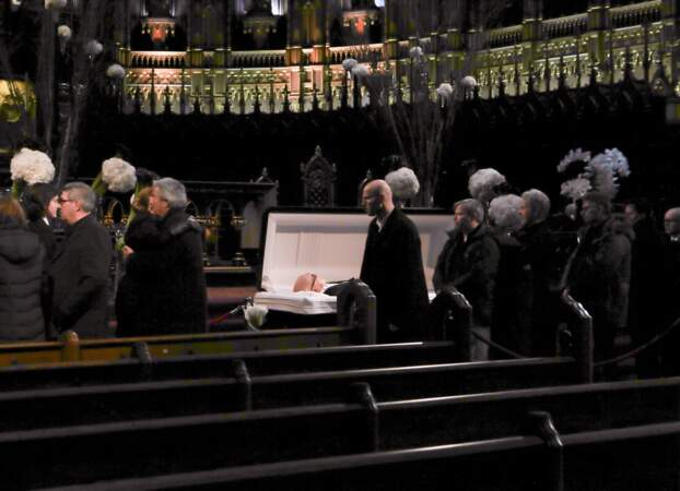 Céline Dion avait choisi un cercueil ouvert