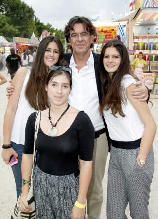Luc Ferry et ses trois filles