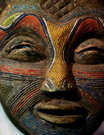 Karine Le Marchand collectionne les masques africains