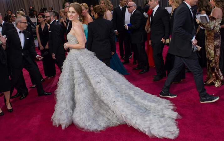 L'actrice Amy Adams et sa robe de princesse signée Oscar de la Renta