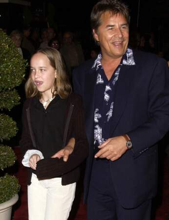 Dakota Johnson avec son père Don Johnson en 2001