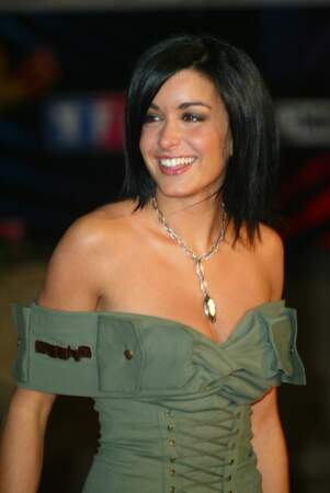 2003 : Jenifer affiche une coupe très effilée à Cannes 