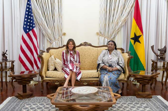 Melania Trump a été reçue par Rebecca Akufo-Addo, la First Lady du Ghana. 