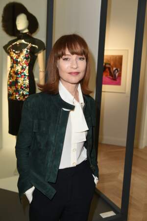 Week-end Fashion à Paris : Isabelle Huppert lors de l'exposition "Feminities - Guy Bourdin" à la Maison Chloé