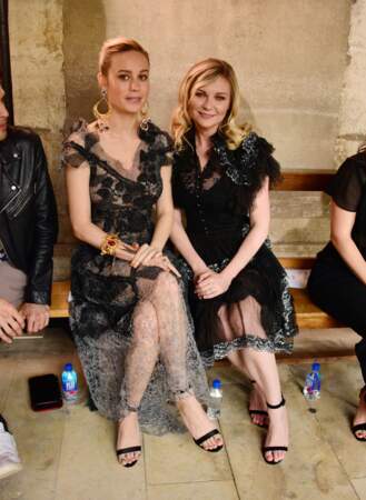 Week-end Fashion à Paris : Brie Larson et Kirsten Dunst au défilé Rodarte