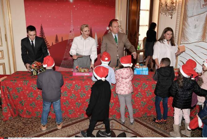 Noël de Monaco : C'est l'heure de la distribution de cadeaux pour tous les petits Monégasques