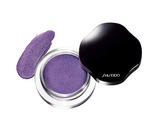 Fard à paupières Ombre Crème Satinée Purple Dawn, 30 €, Shiseido.