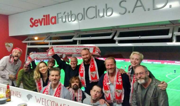 Les acteurs de Game of Throne assistent a un match de foot à Séville