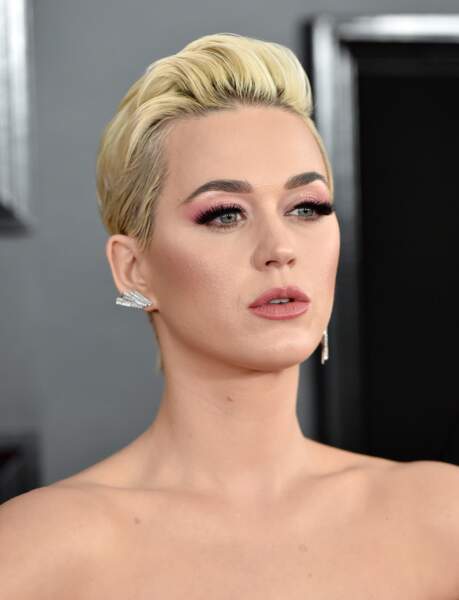 Cheveux : quand les stars passent toutes au blond, comme Katy Perry 