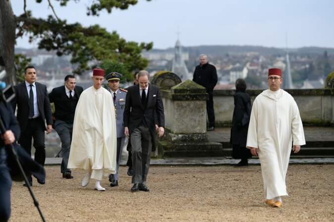 Prince Moulay El Hassan du Maroc, Jean D'Orleans, comte de Paris aux obsèques Henri d`Orleans comte de Paris