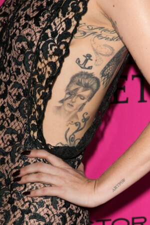 Le tatouage ancre marine de Lady Gaga