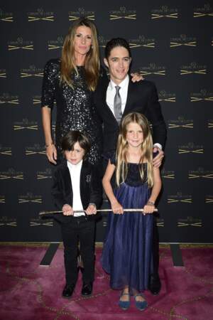 Sophie Thalmann, son mari, le jockey Christophe Soumillon et leurs enfants Charlie, 11 ans, et Mika, 8 ans