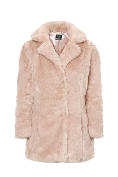 Manteau en synthétique rose, C&A, 59€