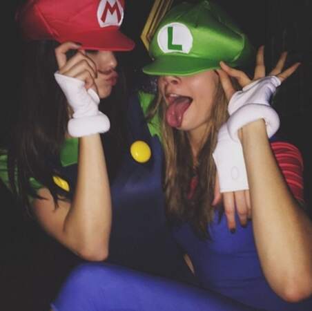Kendall Jenner et sa pote Cara Delevingne revisitent Luigi & Mario et c'est réussi