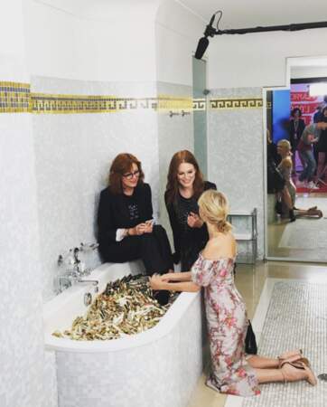 Insta Cannes 2016 : Susan Sarandon, Naomi Watts et Julianne Moore dans un bain de rouges à lèvres L'Oréal.