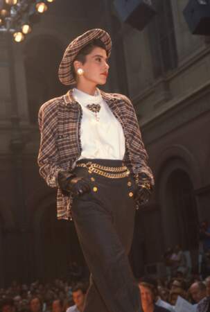 L'hommage de Cristina Cordula à Karl Lagerfeld : Défilé Chanel Haute-Couture Automne-Hiver 1986-1987
