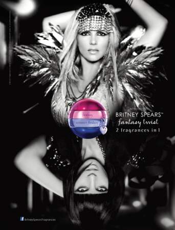 Une Britney blonde et lumineuse d'un côté