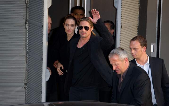 Brad Pitt et Angelina Jolie quittent l'UGC Normandie