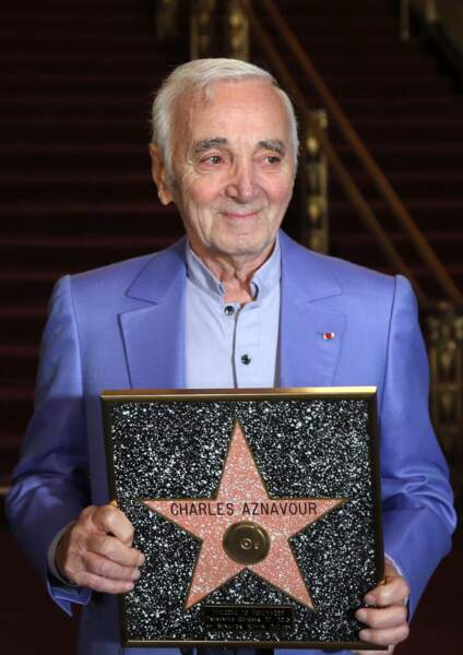 CHARLES AZNAVOUR RECOIT UNE PLAQUE DU 'WALK OF FAME' A HOLLYWOOD