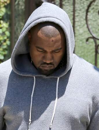 Le lendemain, Kanye West porte les traces de l'impact