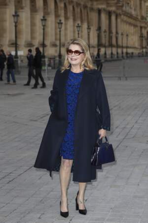 Défilé Louis Vuitton : Catherine Deneuve