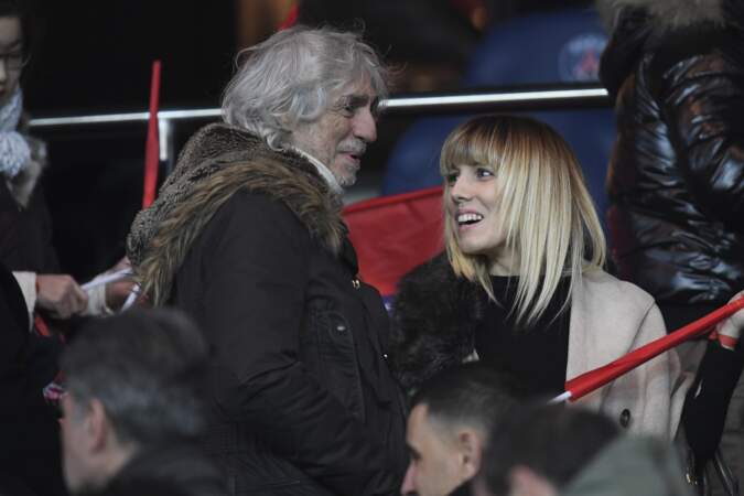 Match PSG - Barcelone : Louis Bertignac et sa compagne Laeticia