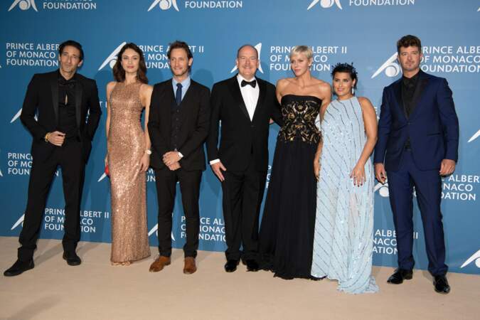 Photo de groupe pour Adrien Brody, Olga Kurylenko, Albert et Charlène de Monaco, Nelly Furtado et Robin Thicke