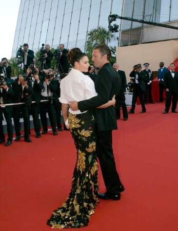 Mai 2006 : Vincent et Monica montent les marches du Festival de Cannes pour le film Indigènes