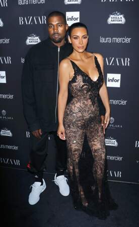 Soirée Harper's Bazaar : on nous dit dans l'oreillette qu'il s'agissait des vrais Kim et Kanye. Autant pour nous