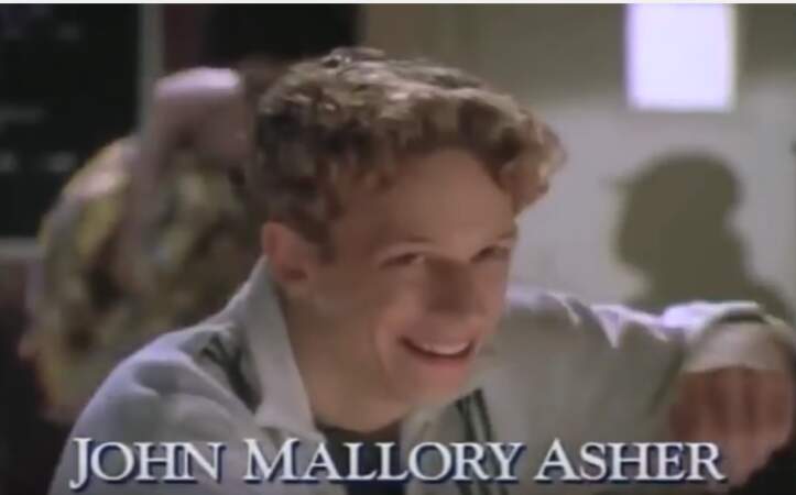 Code Lisa: John Mallory Asher à 23 ans dans le rôle de Gary Wallace, le cancre Don Juan et gaffeur
