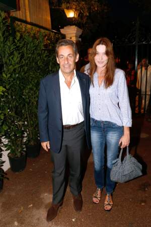 Carla Bruni et Nicolas Sarkozy se sont rencontrés lors d'un dîner et ont eu un véritable coup de foudre