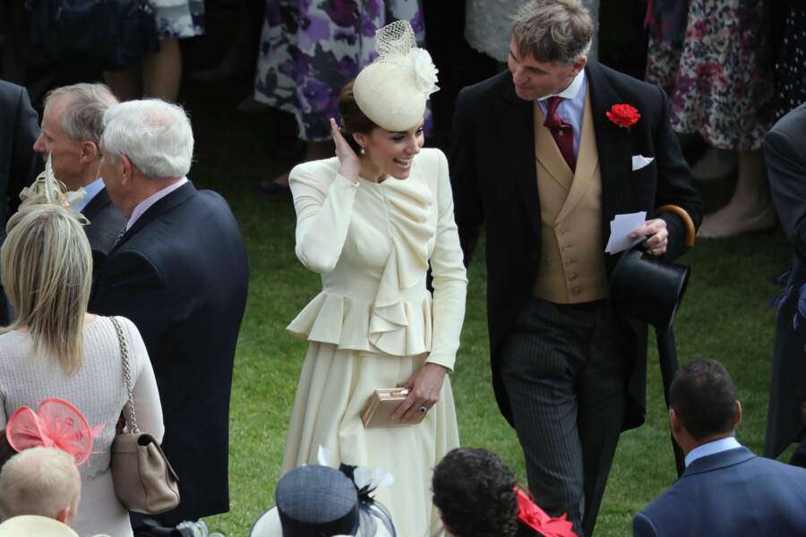 Kate Middleton à la garden party de Buckingham Palace