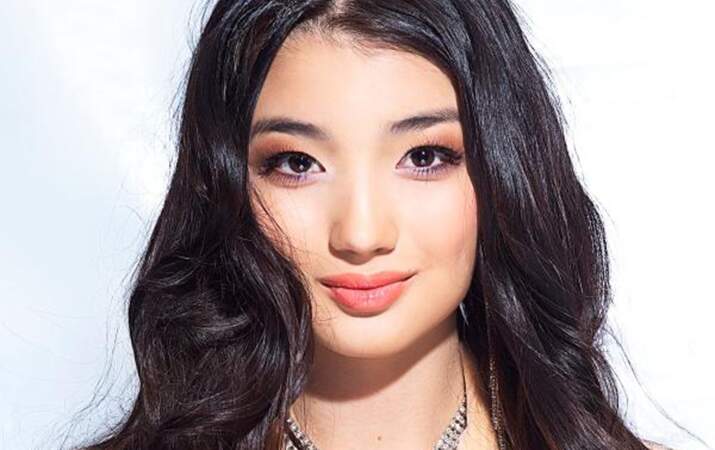 Miss Kazakhstan Ainura Toleuova, 18 ans, 1m73