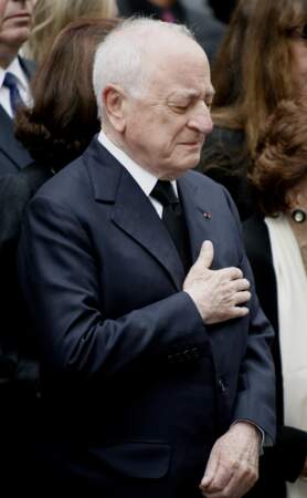Pierre Bergé effondré aux obsèques d'Yves Saint Laurent le 5 juin 2008, après 50 ans de vie commune