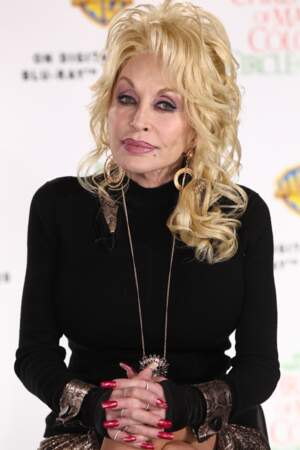 Ces stars qui ont des parrains et marraines célèbres : la chanteuse Dolly Parton