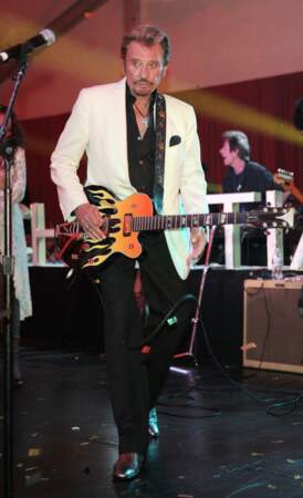 Mai 2008 : pour les 50 ans de Christian Audigier, Johnny Hallyday sort sa belle veste blanche