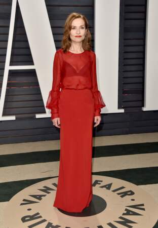 Soirée Vanity Fair : décolletés, robes fendues, side boob, l’after party très sexy des Oscars - Isabelle Huppert