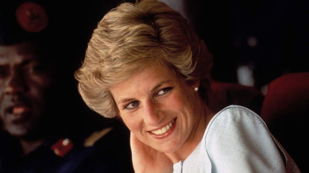 31 août 1997 : Un tragique accident de voiture tue Lady Diana à 36 ans. Les 20 ans seront célébrés cette année
