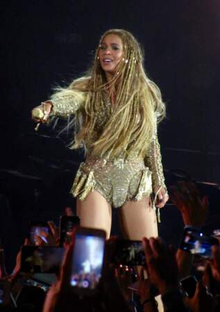 Les chanteuses les mieux payées : 5. Beyoncé avec 54 millions de dollars