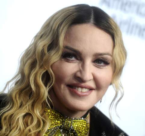 Ces stars qui ont VRAIMENT abusé de la chirurgie esthétique : Madonna après
