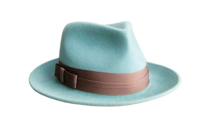 Borsalino en feutre bleu, 165€ (Lola Hats sur monnierfreres.fr)