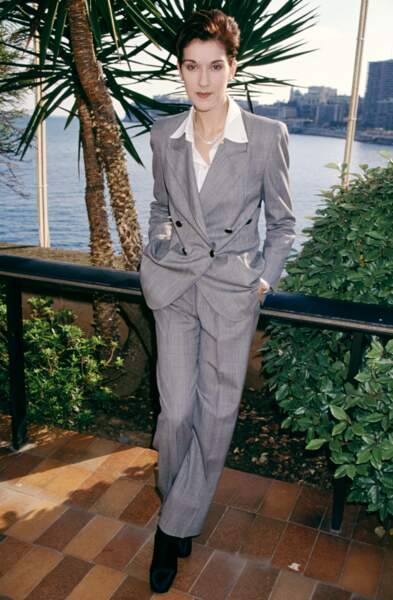 Céline Dion a 50 ans : ces 15 fois où elle était à la pointe de la mode (le look boyish)