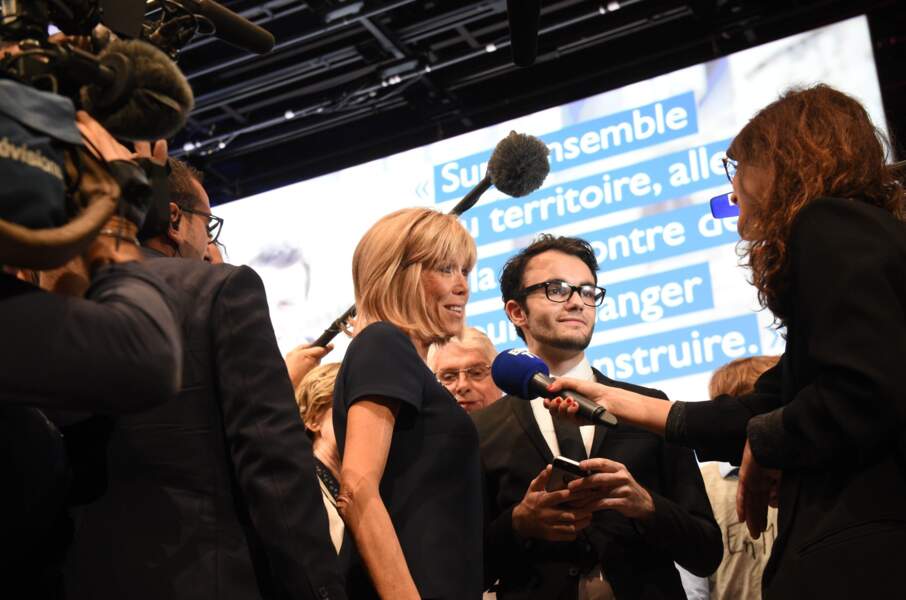 Brigitte et Emmanuel Macron : de la candidature au second tour, leur campagne à deux