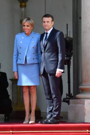 Le look de Brigitte Macron - 14 mai 2017 : lors de la passation de pouvoir, Brigitte Macron devient première dame