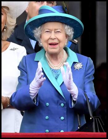 La reine Elizabeth II au centenaire de la Royal Air Force, à Buckingham Palace, à Londres