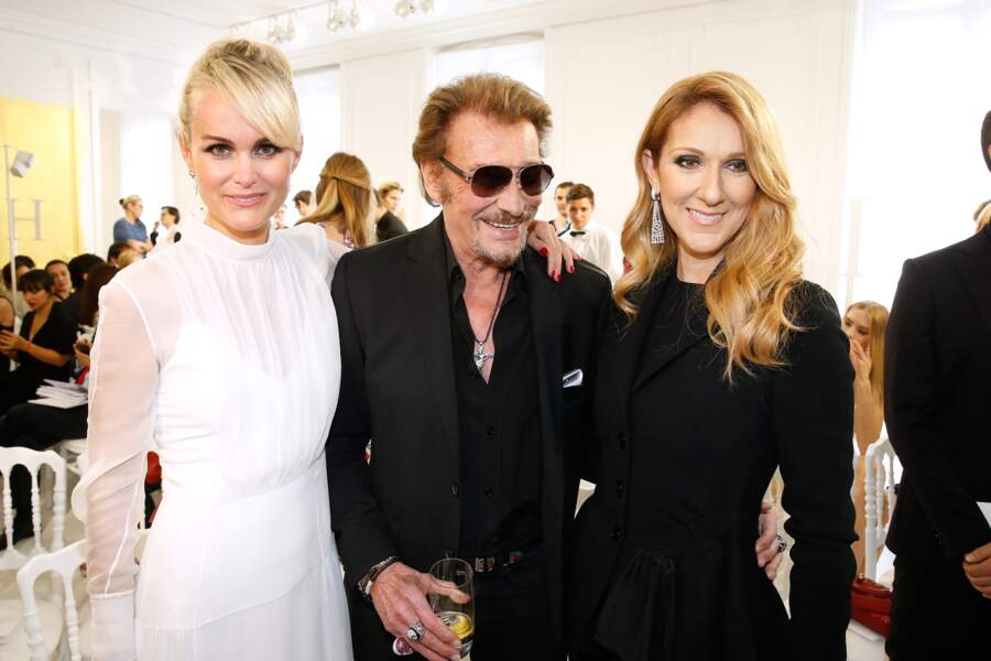 Céline Dion en compagnie de Johnny et Laetitia Hallyday au défilé haute couture Chanel en juillet 2016
