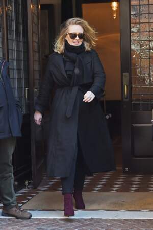 Le long manteau ceinturé, comme Adele