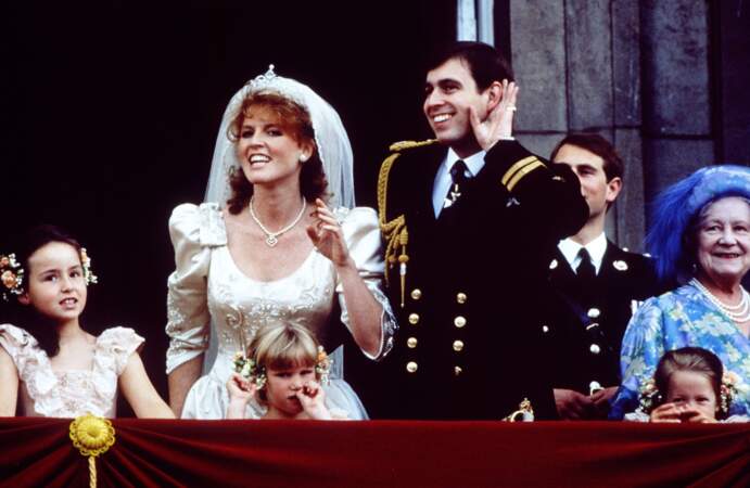 Le prince Andrew et Sarah Ferguson font mine de ne pas attendre ce que la foule demande