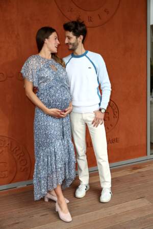 Pierre Niney et sa compagne Natasha Andrews enceinte de leur 2 ème enfant